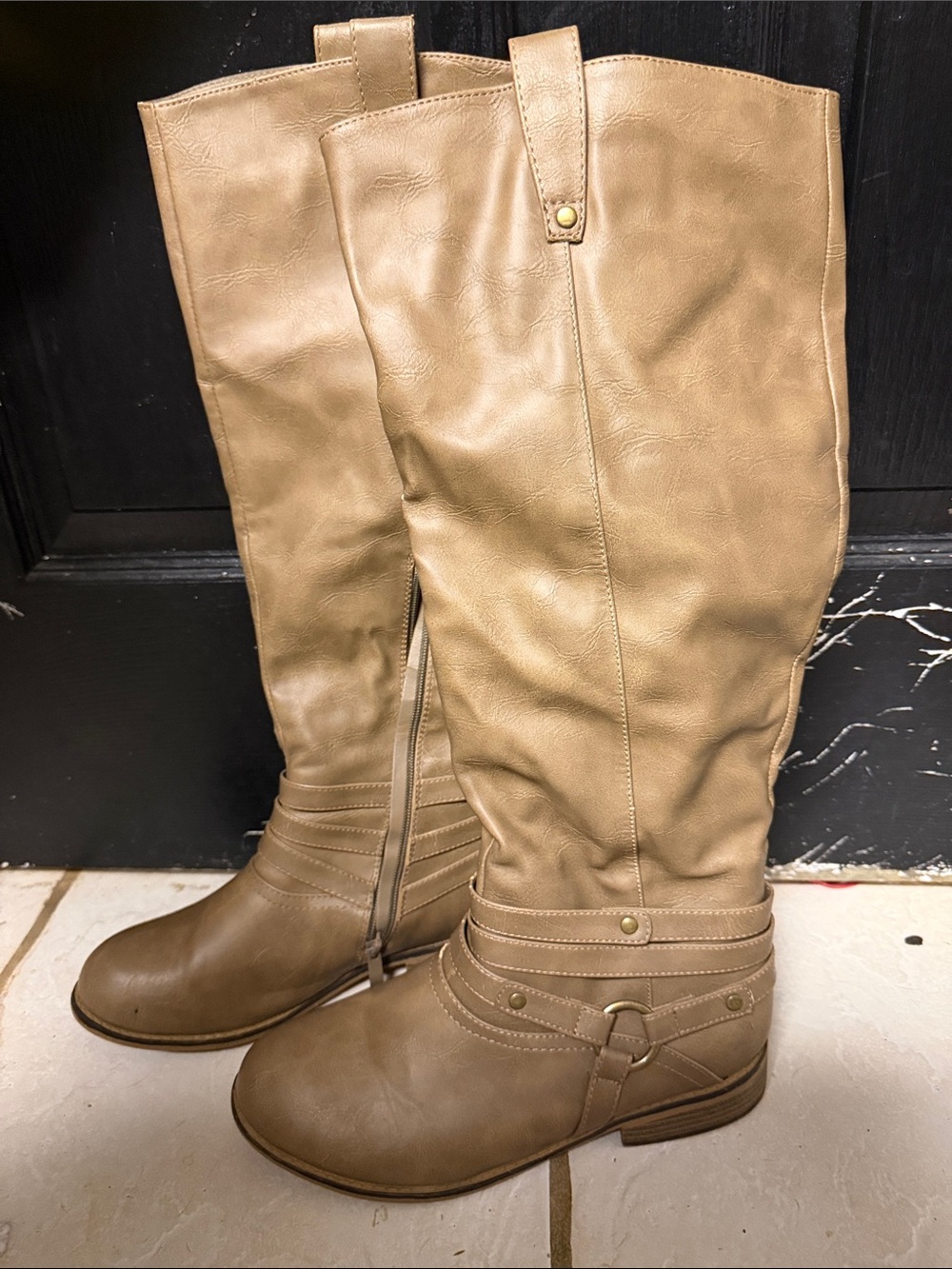 Brinley Co Women's Bailey WC Riding Boot, Taupe Wide, size 9 US